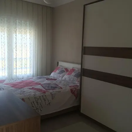 Pembe Apartment