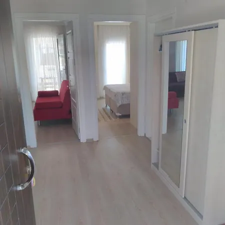 Pembe Apartment *