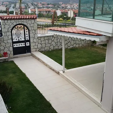 Apartment Pembe