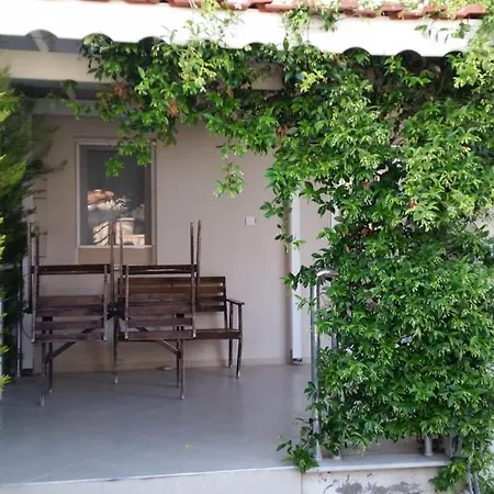 Apartment Pembe